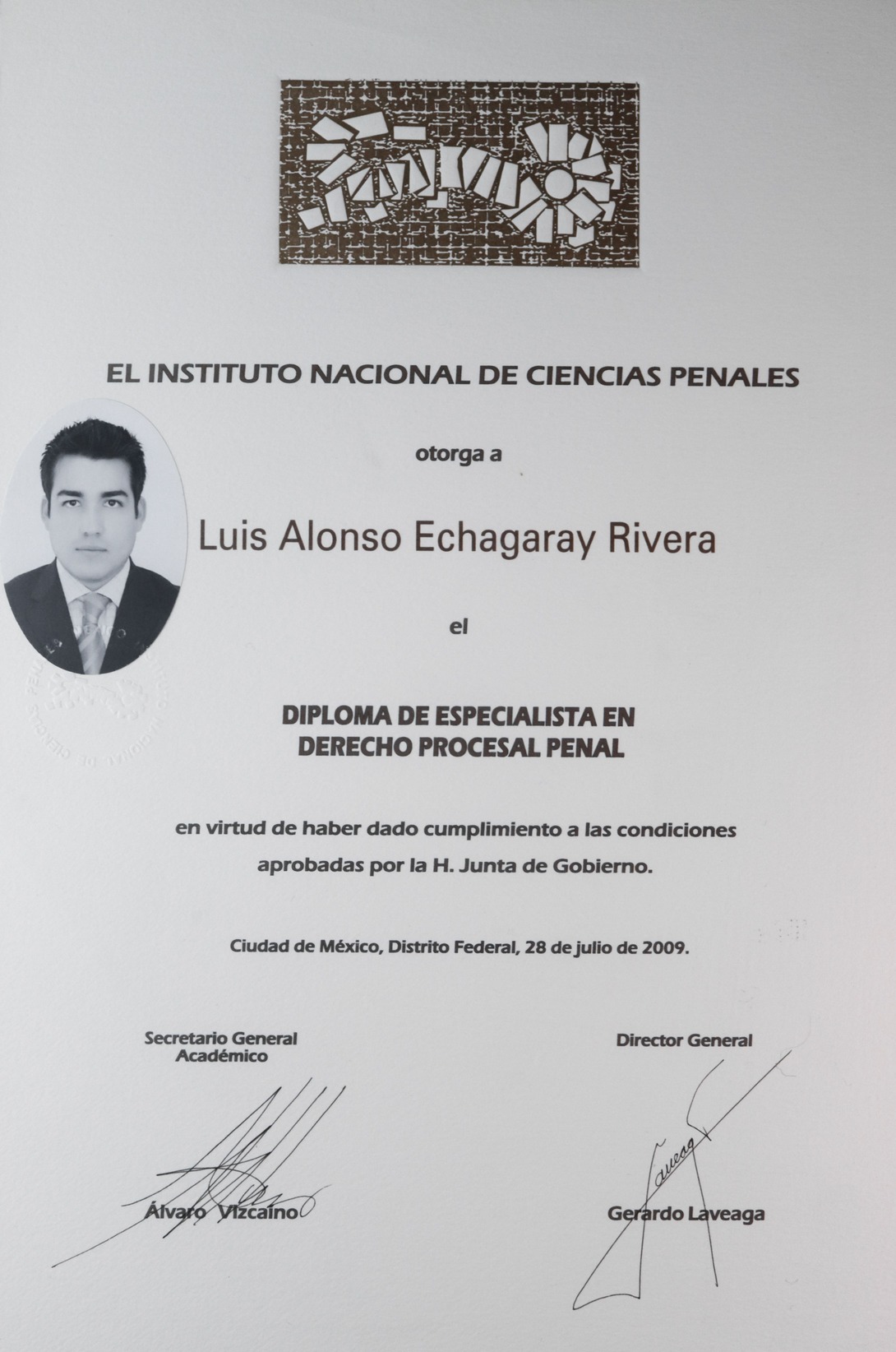 Dr. Luis Alonso Echagaray Rivera